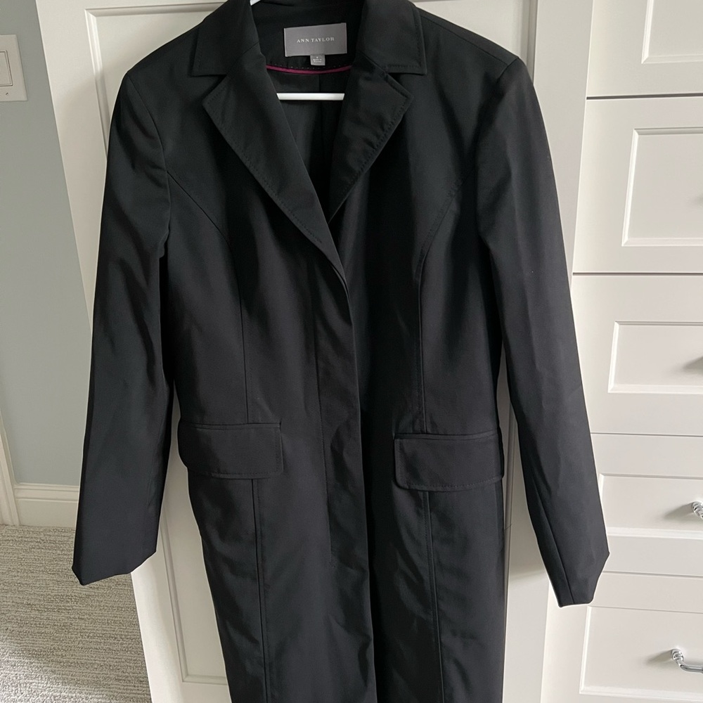 Ann Taylor spring raincoat